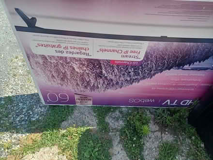 Photo of free Lg tv no power cord has remote (Gettysburg) #3