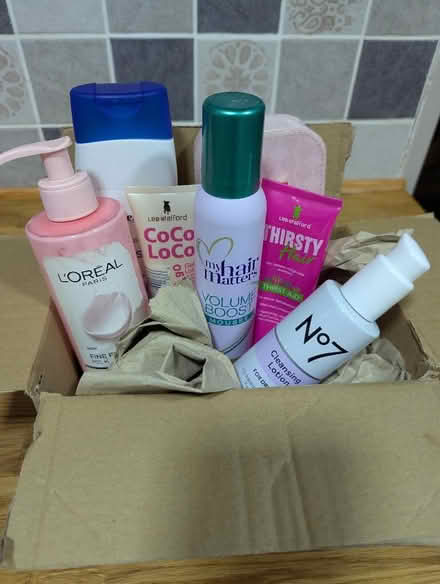 Photo of free Selection of beauty items (Grangeway area NN10) #1