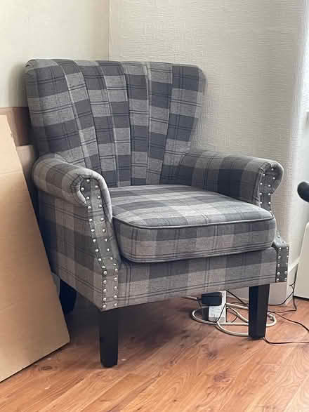 Photo of free Armchair (Sw19 Colliers Wood) #2