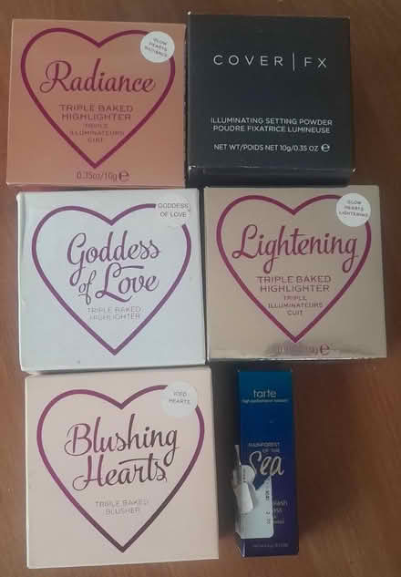 Photo of free Makeup-to go together,won't split (Burgess hill) #1