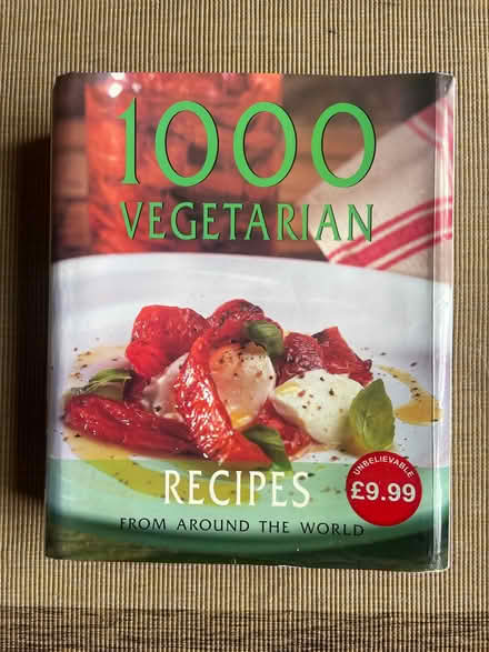 Photo of free Vegetarian cookery book (Freehold LA1) #1