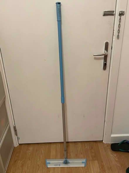 Photo of free E-cloth mop (Cambridge Heath, E2) #1