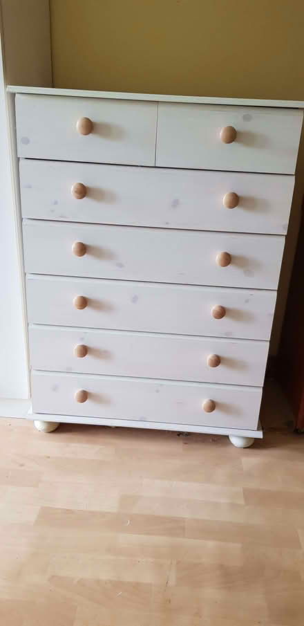 Photo of free Attractive white washed chest of drawers (Totteridge HW HP13) #1
