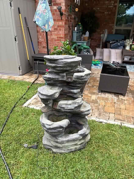 Photo of free Water Fountain (Bedford tx) #1