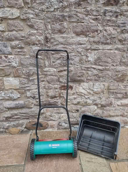 Photo of free Lawn mower push along (Skelton CA11) #1