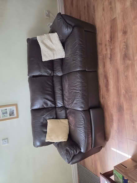 Photo of free Settee (Middlewood SK7) #1