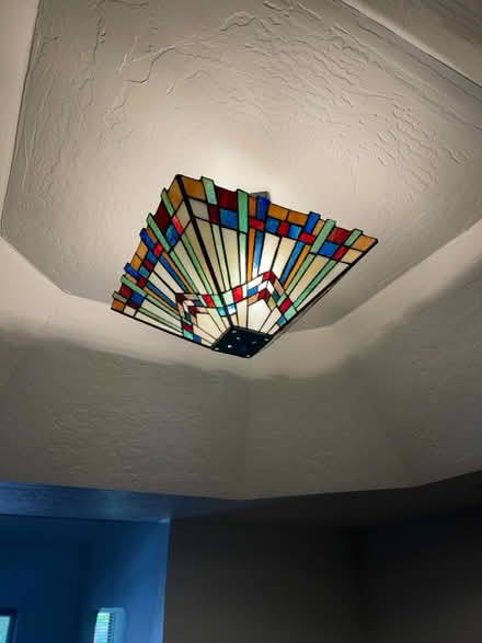Photo of free light fixtures (Ahwatukee) #1