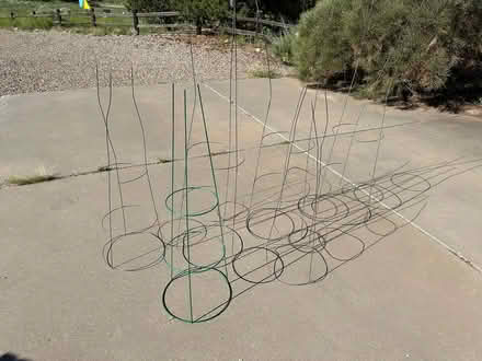 Photo of free 6 Tomato Cages (in Eldorado) #1