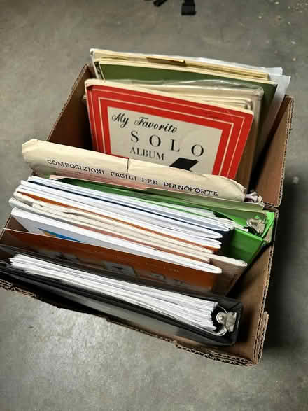 Photo of free Music sheets/books (in Eldorado) #1