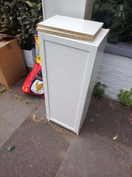 Photo of free Storage units white, feather duvet and lamps (Chiswick W4) #3