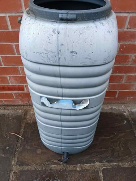 Photo of free 100l rainwater butt slimline (Gatley SK8) #1