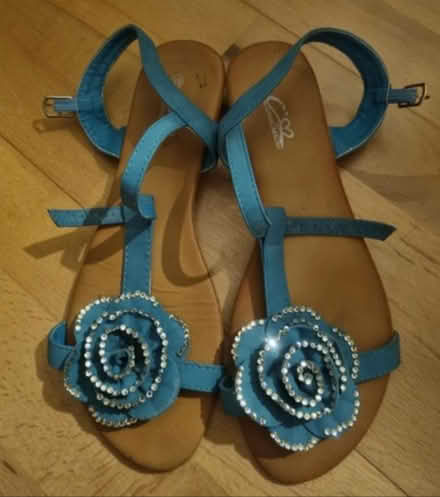 Photo of free Sandals Size 6 (Enfield EN3) #1