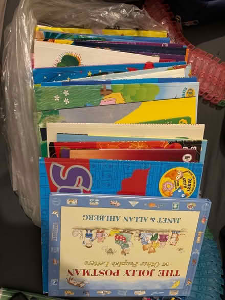 Photo of free Children's books (En34) #1