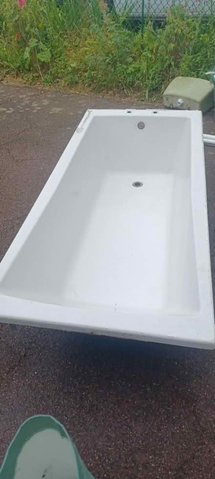 Photo of free bath (CT4) #2