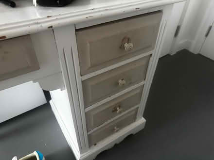 Photo of free Dressing table (Kidbrooke SE3 9SU) #3