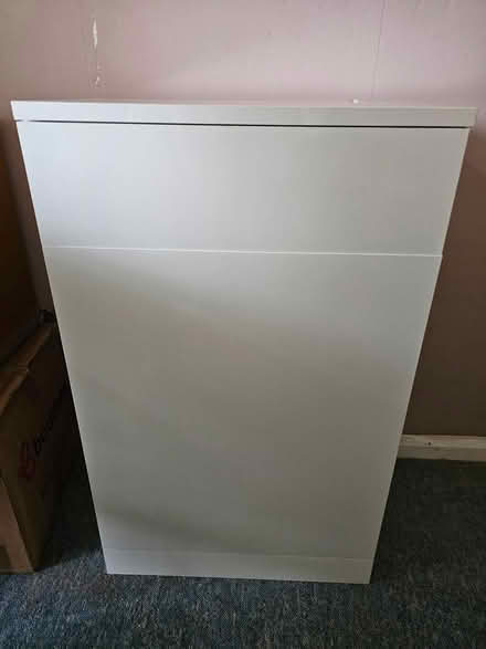 Photo of free New toilet, lid, fixings & housing (BN10) #3