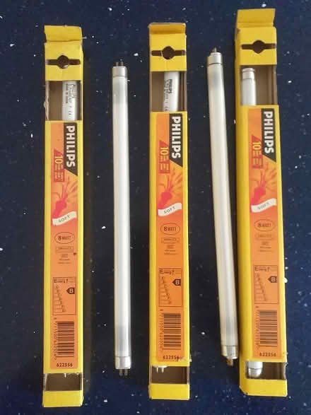 Photo of free Fluorescent tubes 12v boat/caravan (Fordingbridge SP6) #1