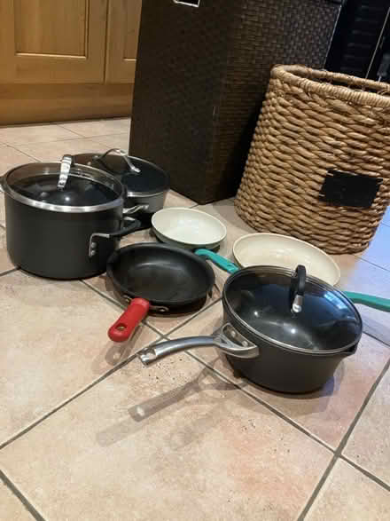 Photo of free Pots and pans (London) #1