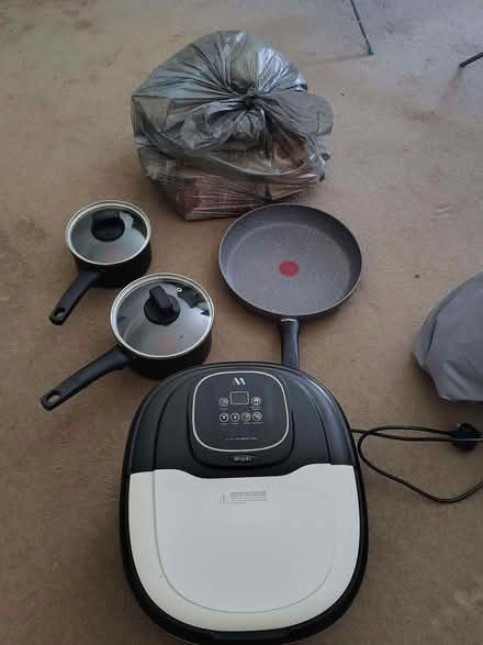 Photo of free Mixed lot (Gorgie EH11) #1