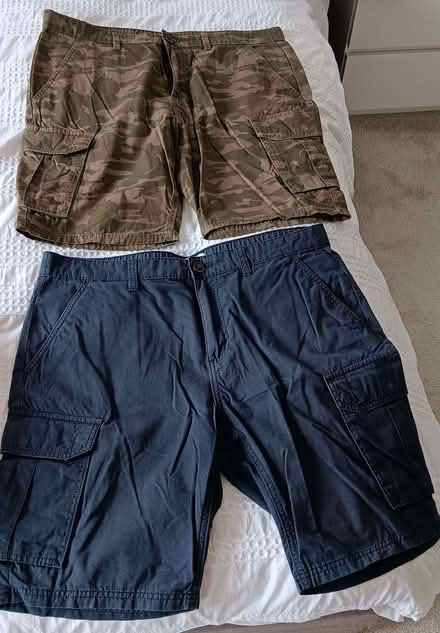 Photo of free Unisex clothes (size medium) (Bussage GL6) #2