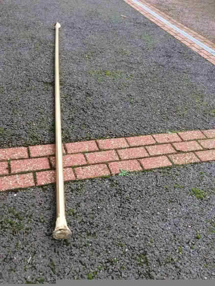 Photo of free Pole (Top Amersham HP6) #1