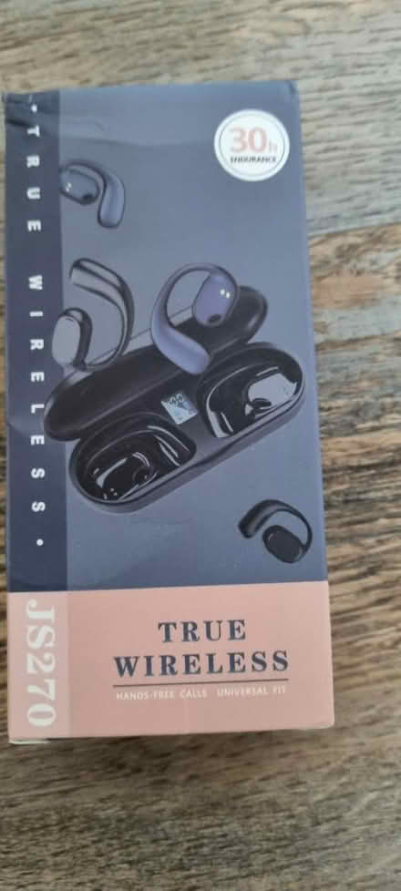 Photo of free New Wireless Earphones (S60 Catcliffe) #1