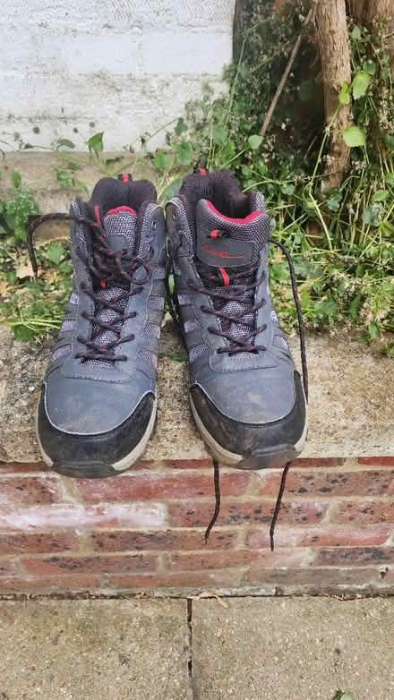 Photo of free Used once high spec walking boots (Ham TW10) #4