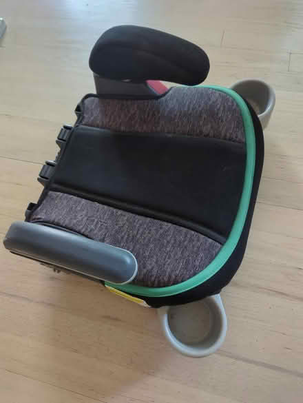 Photo of free Child booster seat (Glen Rock) #2