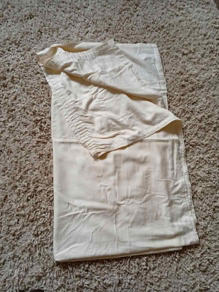 Photo of free Cream fabric approx 2m X 2m (Buxworth SK23) #1