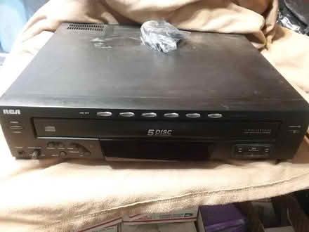 Photo of free 5 CD player (Sharon hill, PA) #1