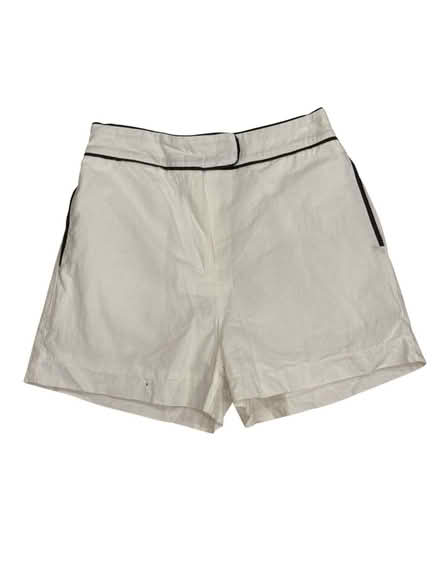Photo of free Commense Woman’s Shorts (Brooklyn Storage) #1