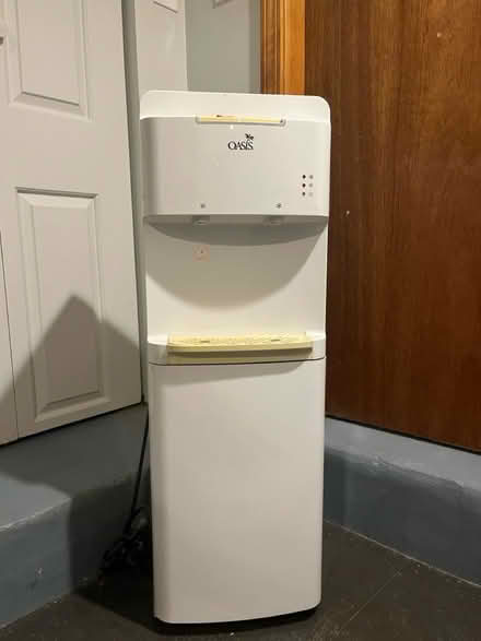 Photo of free Water dispenser (Somerville, Spring Hill) #1