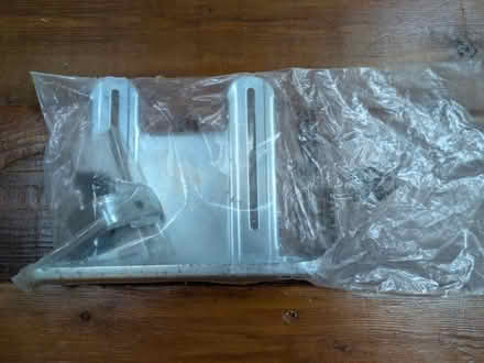 Photo of free Bearing plate (Crookes S10) #1