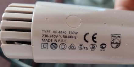 Photo of free Bristle curling tongs Philips AirStyler HP4470 (Stopsley LU2) #2