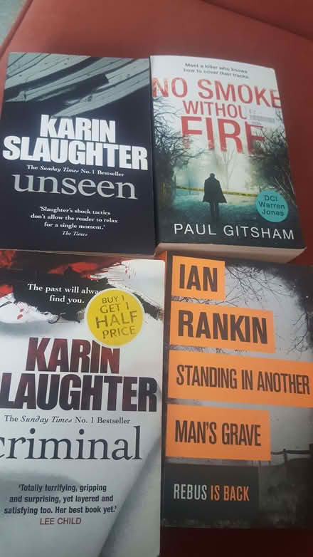 Photo of free 4 detective novels (New Greens AL3) #1