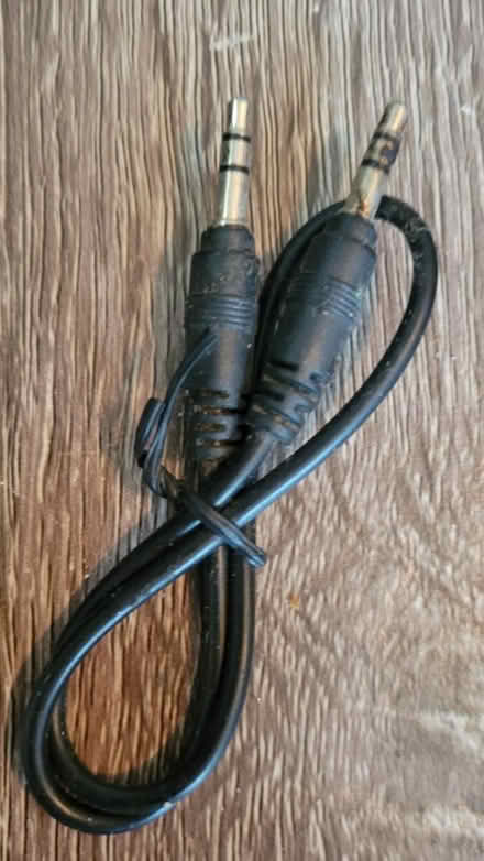 Photo of free Stearo cable (Medford ma) #1