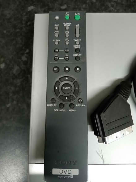 Photo of free Sony dvd player (Darley. DE1) #2