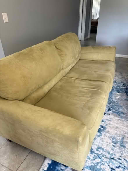 Photo of free Green sofa, good condition (Kings Point SSC FL 33573) #1