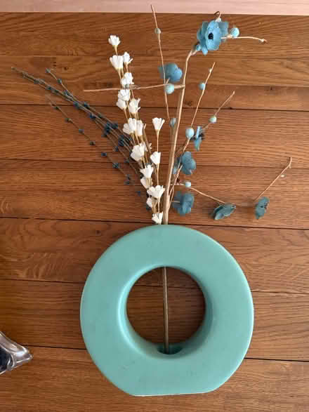 Photo of free Fake flower ornament (Oswestry SY11) #1