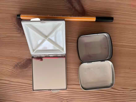 Photo of free Small tin and compact mirror (TW12 - Hampton Hill) #2