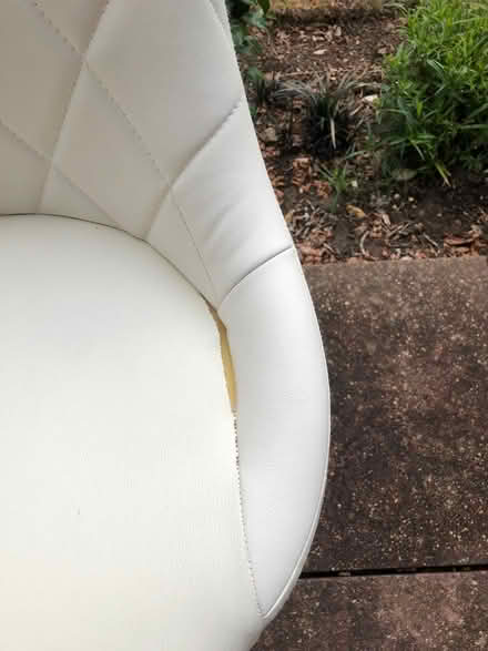 Photo of free 3 cream Bar Stools (KT15. Woodham.) #2