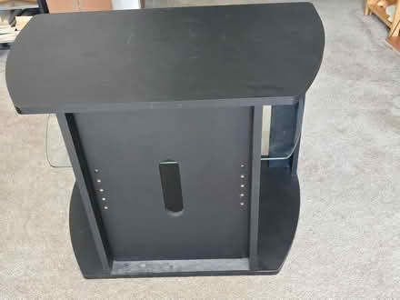 Photo of free TV stand (Tigard) #1