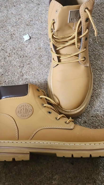 Photo of free Brand new timberland style boots (Ham TW10) #2