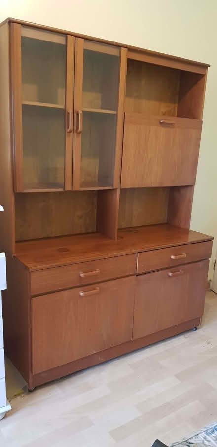 Photo of free Solid 1970s Vintage Sideboard & Display Cabinet – Stylish Up (Totteridge HW HP13) #3