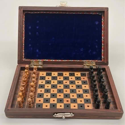 Photo of Travel Chess (Parliament Hill Fields, NW5) #1