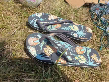 Photo of free Flip flops size 5 (Kenn Road BS21) #1