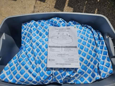Photo of free Inflatable Pool (63114) #1