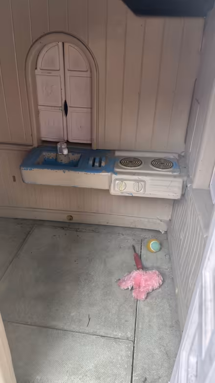 Photo of free Little Tikes playhouse (Middleton LS10) #2