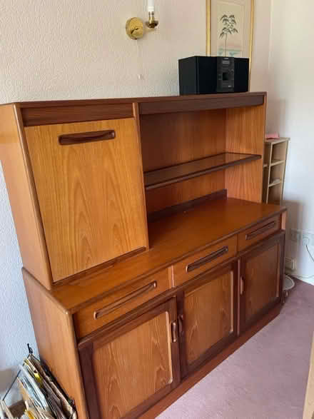 Photo of free Wooden cabinet (Hemel) #1