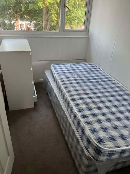 Photo of free Bedroom furniture offer (Nuneaton CV10) #2